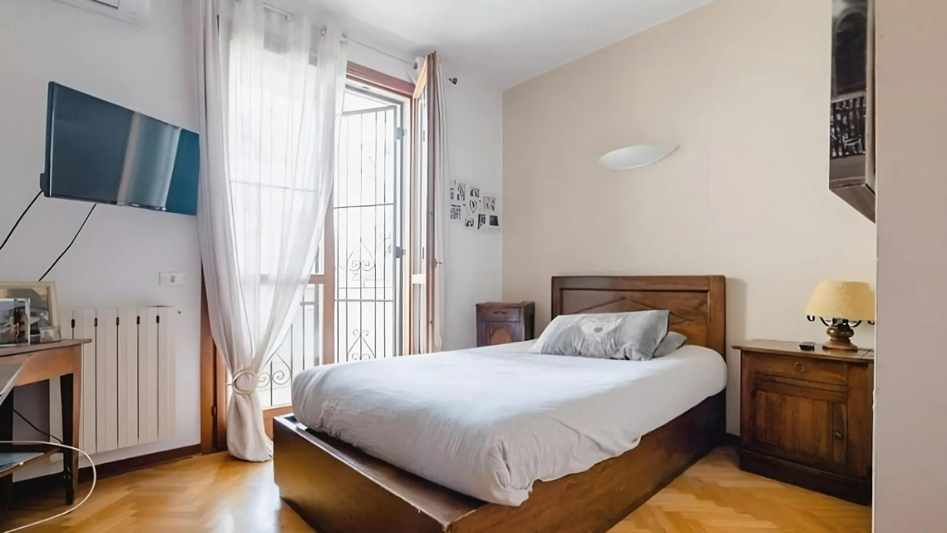 Alloggio in famiglia Appartamento Stanza adiacente Milano Fiera Pero