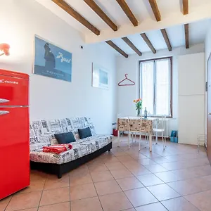 https://parma-historic-center-apartment-7min-from-duomo.emilia-romagnahotels.net
