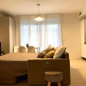 Loft With Terrace In Uptown Milan Near Rho Fiera Appartamento