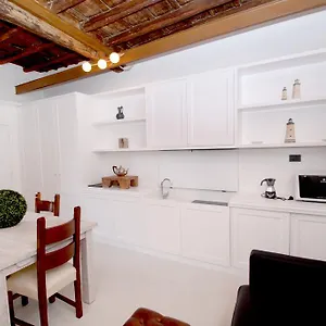 https://lhp-suite-roma-trastevere.it-romehotels.com